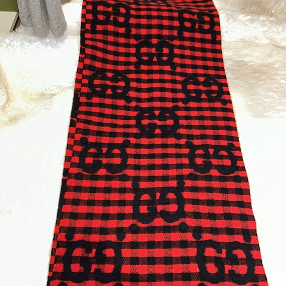 GG Scarf - Picture 3 of 7